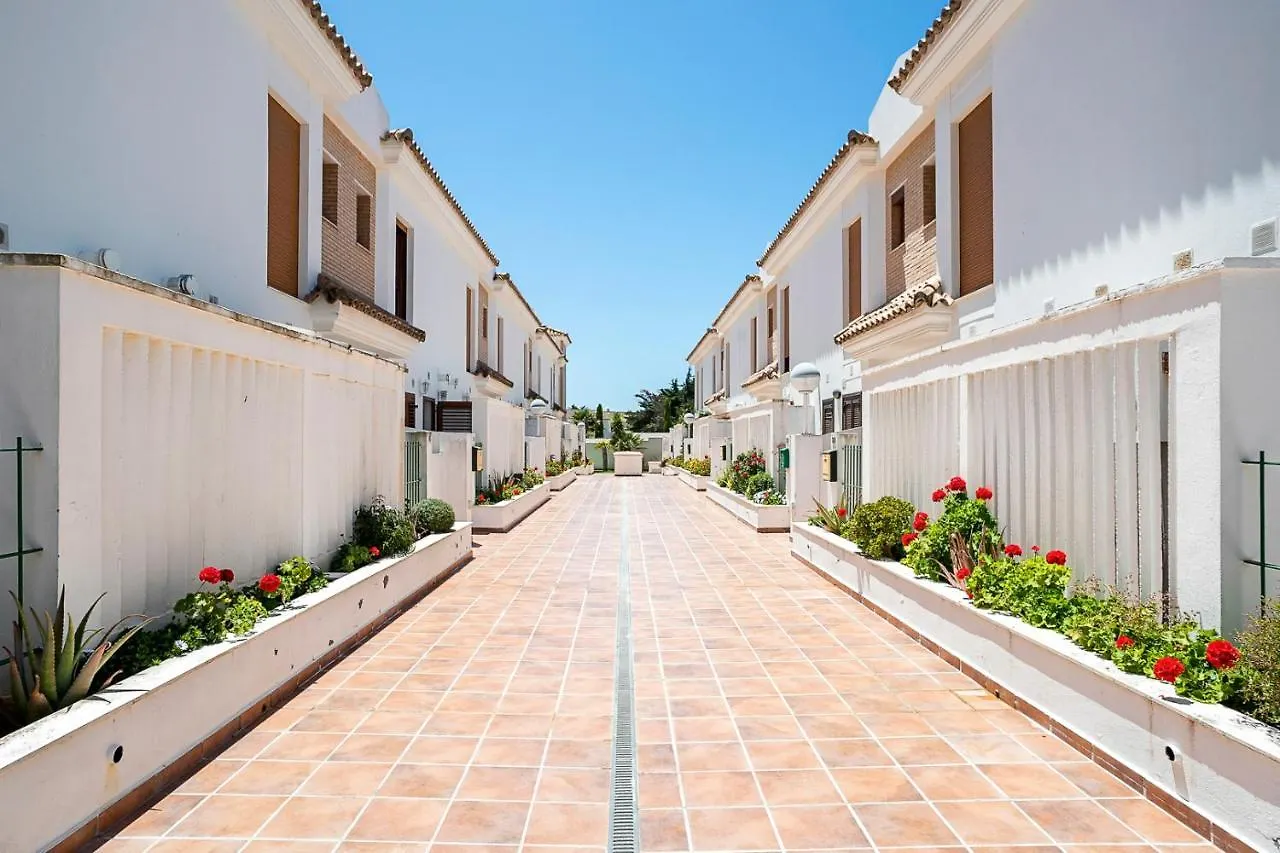 Holiday home Casa Poniente En Playa Fuente Del Gallo Conil De La Frontera Spain